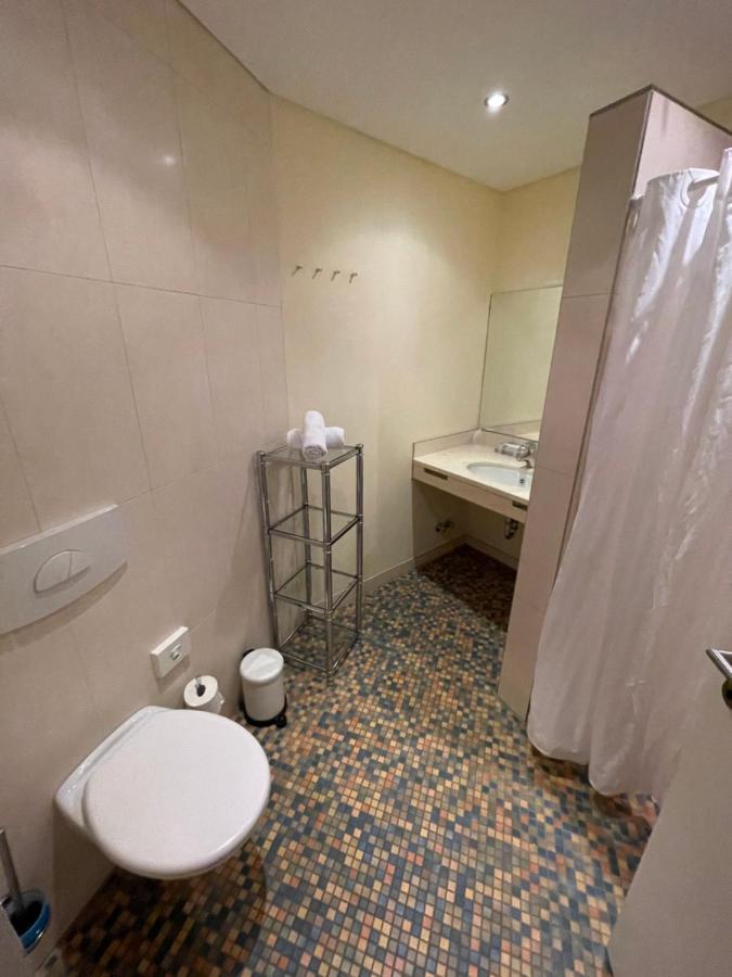Nordseehotel Benser Hof Garni Am Hafen Бензерзиль Экстерьер фото
